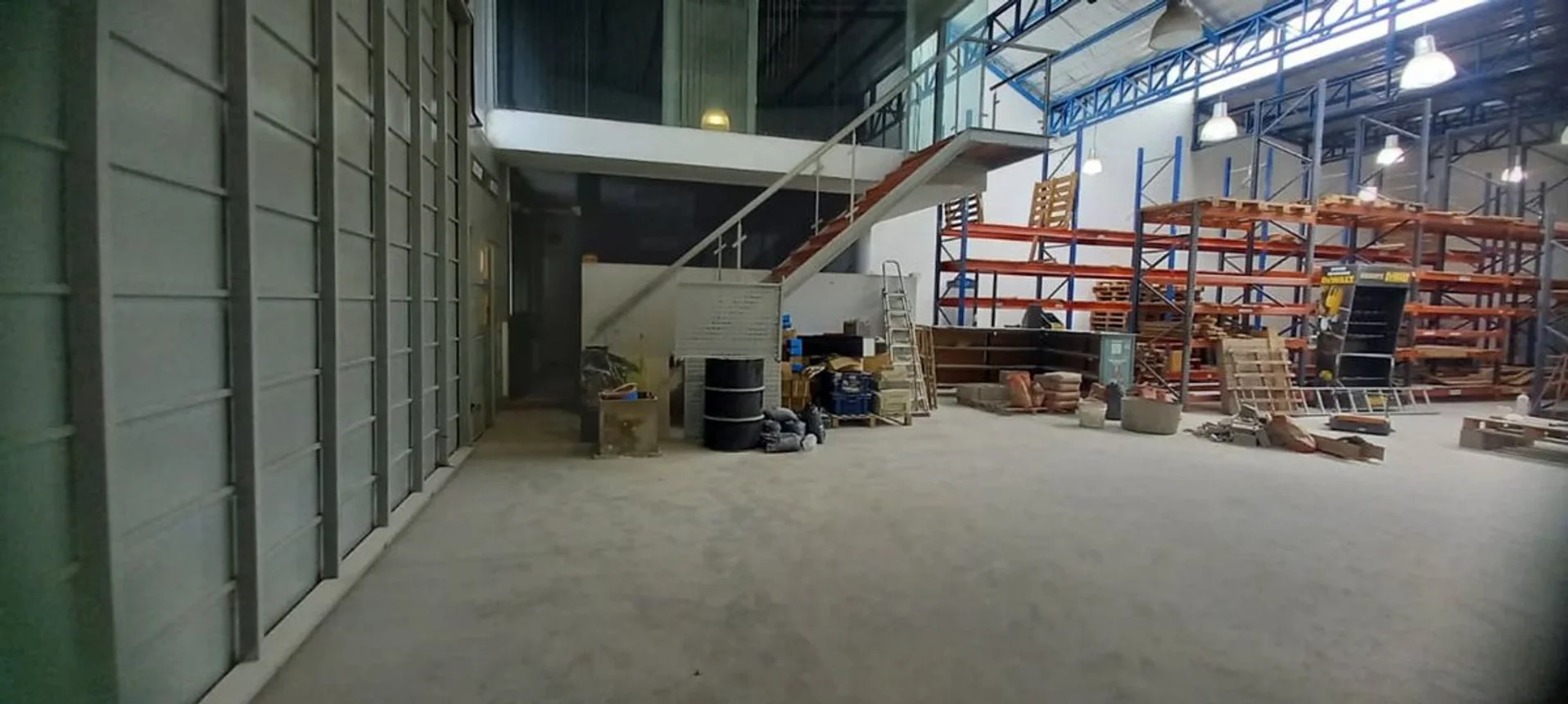 Galpón industrial de 466 m² a metros de Ruta 20 · Miniatura 17