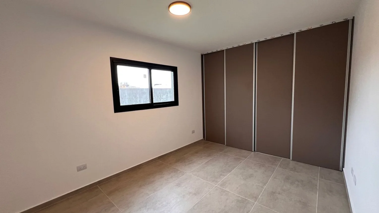 Casa a estrenar en Distrito Sur, 3 dormitorios y una planta · Miniatura 16