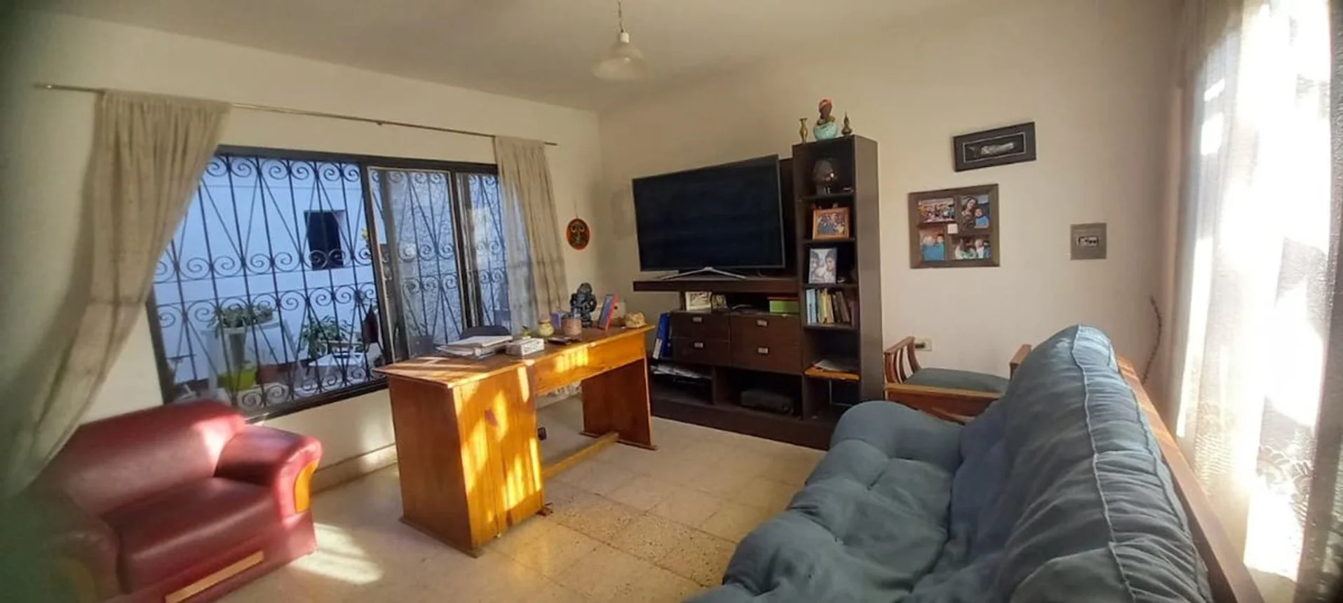Casa de 3 dormitorios con departamento en planta alta en Empalme · Miniatura 4