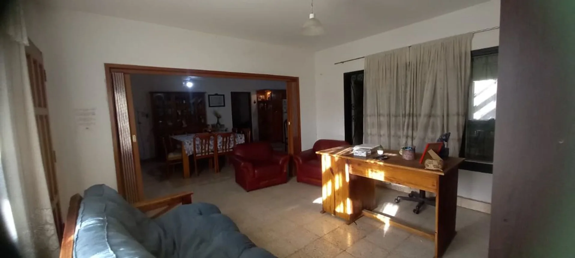 Casa de 3 dormitorios con departamento en planta alta en Empalme · Miniatura 6