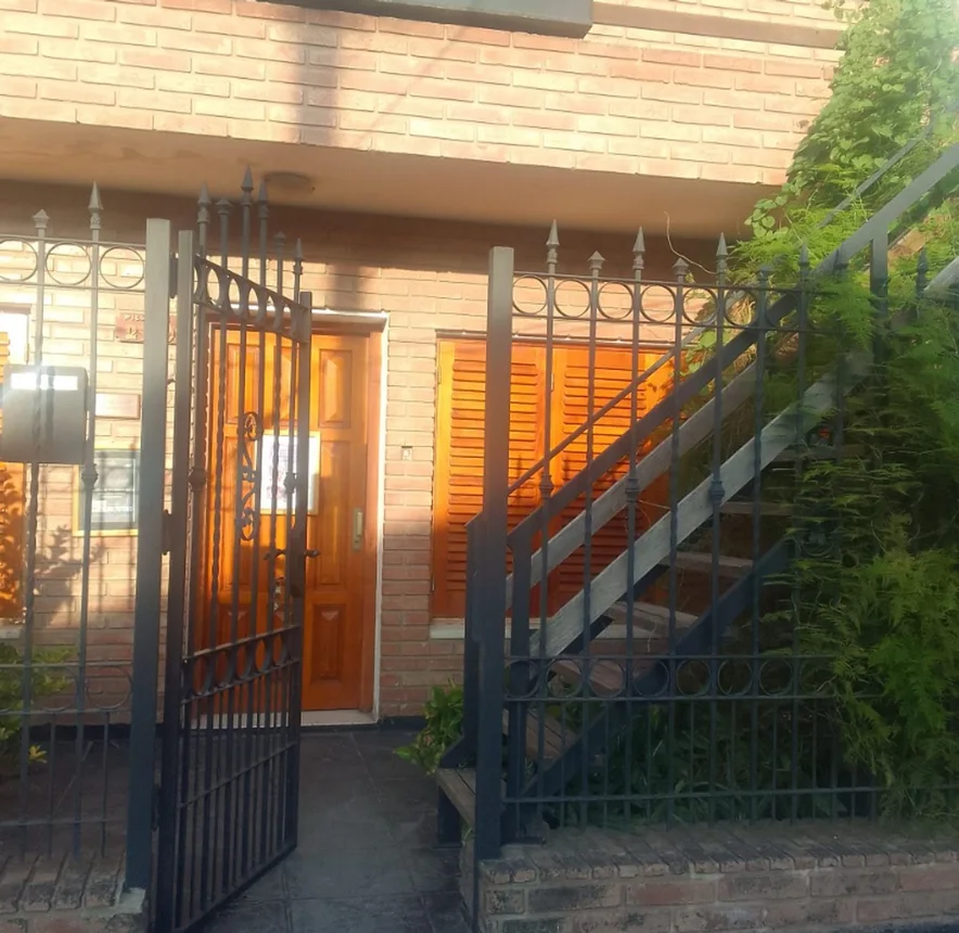 Casa de 3 dormitorios con departamento en planta alta en Empalme · Miniatura 24