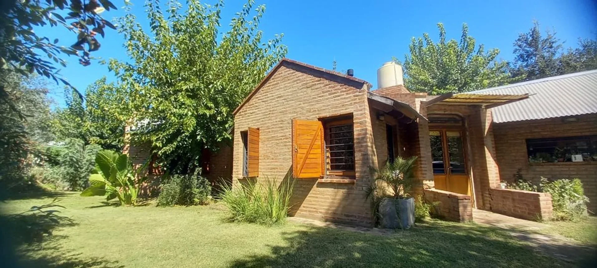Casa en Mendiolaza Golf con 3 dormitorios, pileta y escritura · Miniatura 3