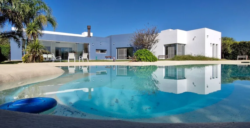 VENTA FINCAS DEL SUR II CASA 4 DORM. IMPECABLE