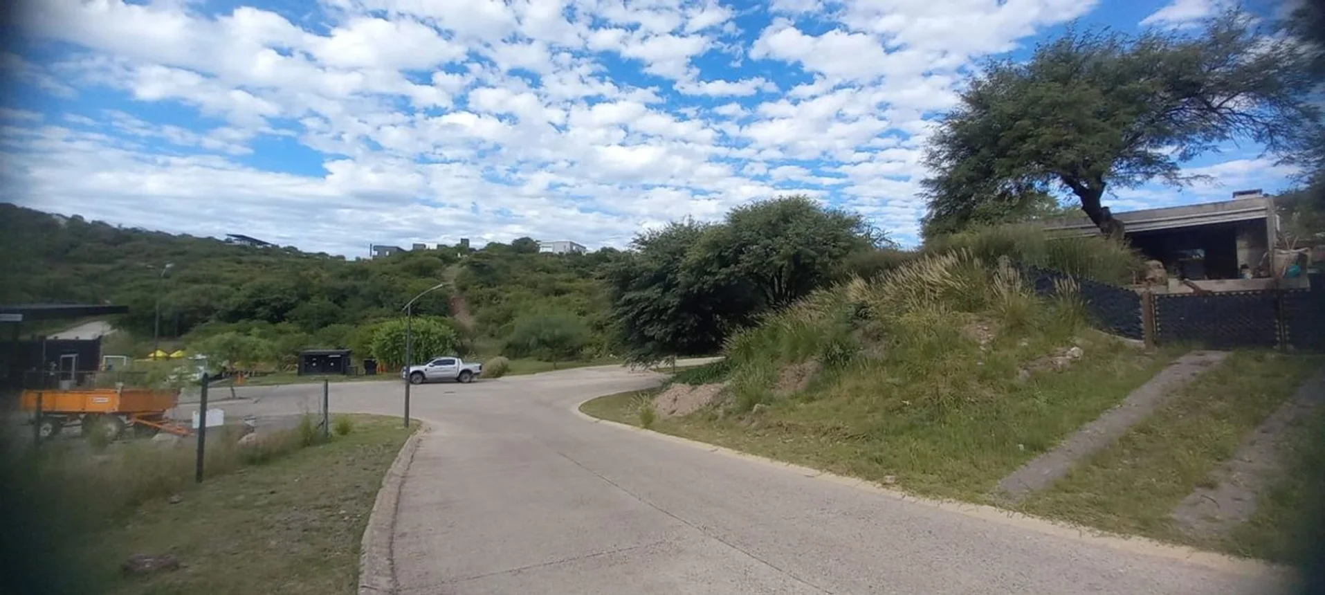 Lote en La Deseada con salida a intercountry · Miniatura 5